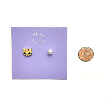 Cat & Pearl Mismatched Studs