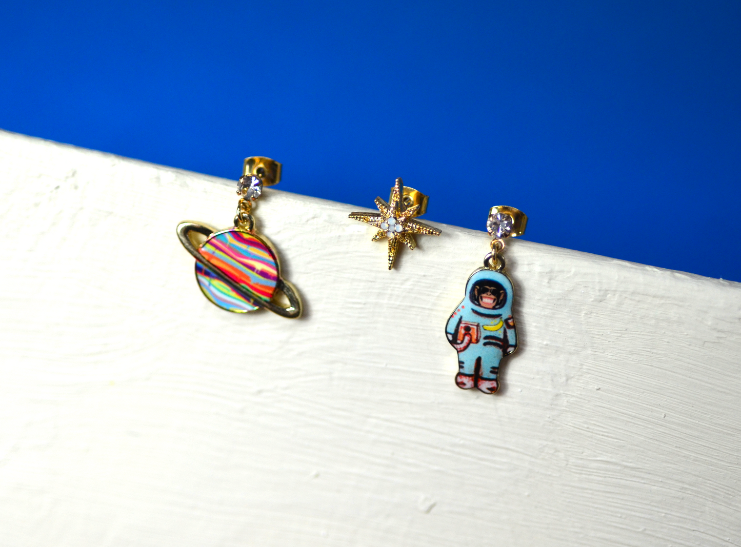 Astronaut & Planet (light blue & pink) Earrings– Set of three