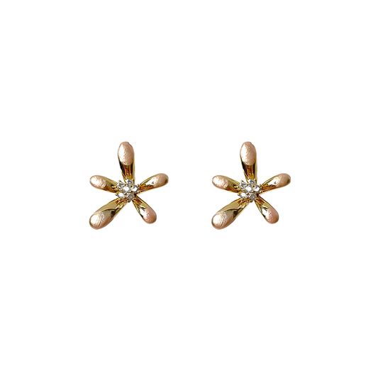 Pearl-shining Flower Studs