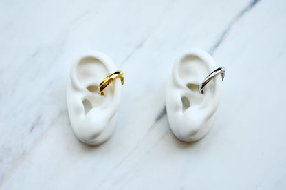 Curved Double Line Ear Cuff