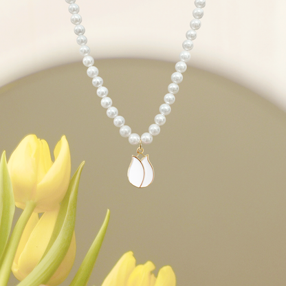 Tulip Blossom Pearl Chain Necklace