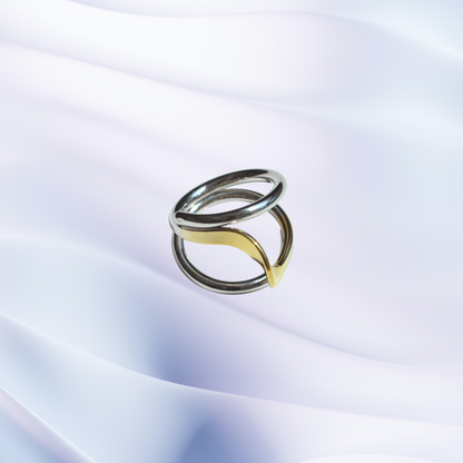 Two-Tone Center Wave Ring