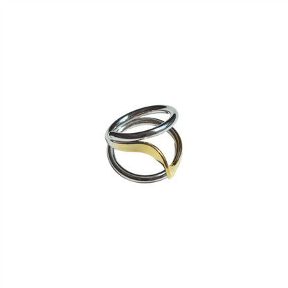 Two-Tone Center Wave Ring